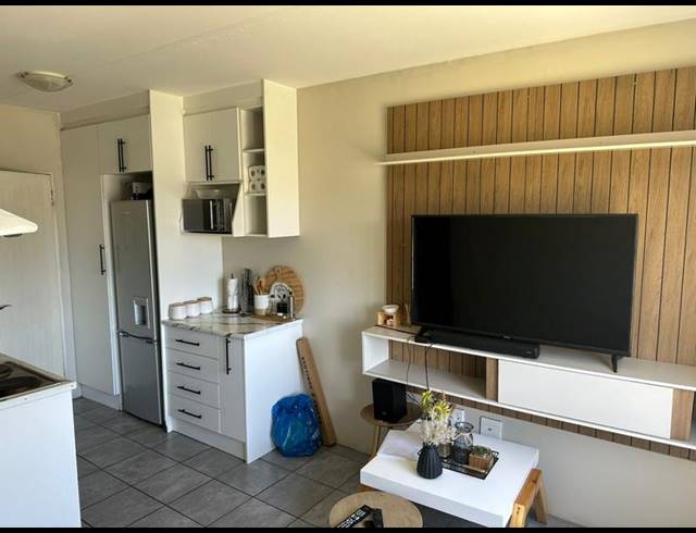 2 BEDROOM APARTMENT FOR SALE IN FLEURHOF